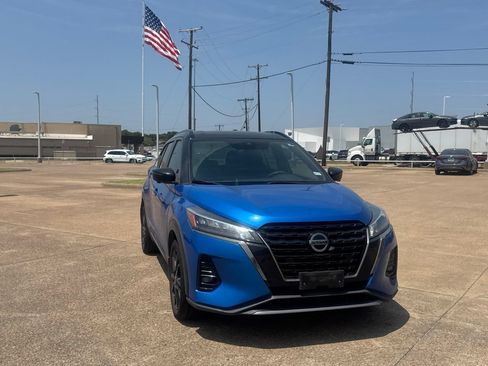 Used 2021 Nissan Kicks SR FWD image 3