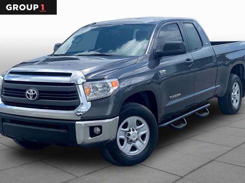 Used 2015 Toyota Tundra SR5 w/ SR5 Upgrade Package AWD/4WD image 1