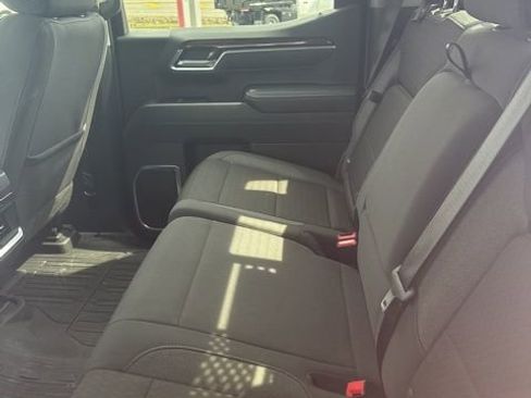 Certified 2025 GMC Sierra 1500 Elevation w/ Preferred Package image 17
