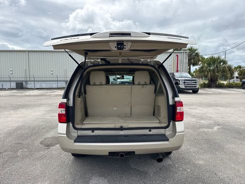 Used 2017 Ford Expedition Limited w/ Equipment Group 301A image 29