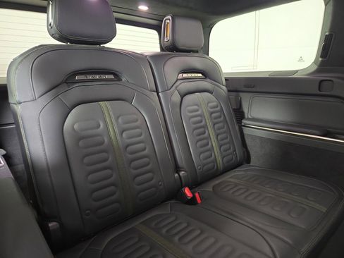 Used 2024 Rivian R1S Adventure AWD/4WD image 25