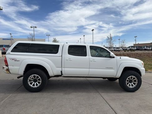 Used 2013 Toyota Tacoma 4x4 Double Cab w/ TRD Sport Pkg image 9