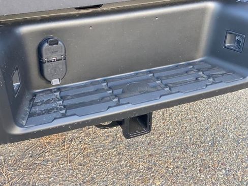 New 2026 Nissan Frontier SV image 23