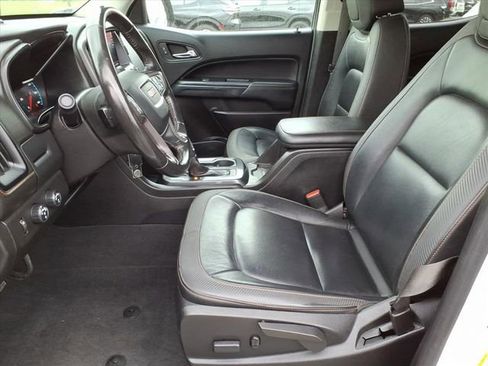 Used 2021 GMC Canyon AT4 w/ Driver Alert Package AWD/4WD image 5