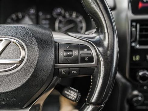 Used 2022 Lexus GX 460 w/ Black Line Special Edition AWD/4WD image 32