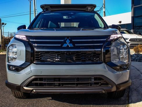 New 2026 Mitsubishi Outlander Trail Edition image 2