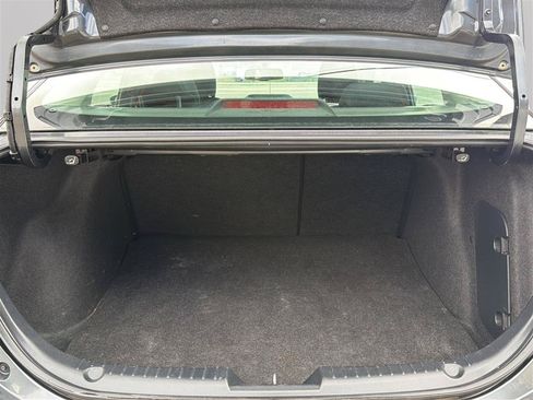 Used 2015 MAZDA MAZDA3 i Touring FWD image 25