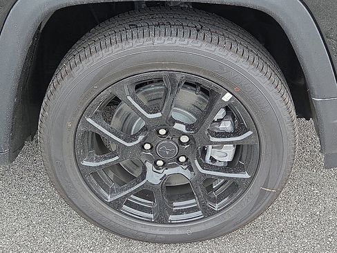 New 2026 Jeep Compass Latitude w/ Quick Order Package 29K image 7