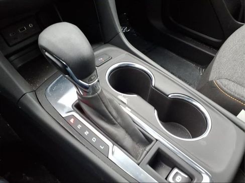 Used 2024 Chevrolet Equinox LT w/ LPO, Floor Liner Package image 20