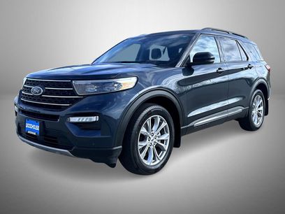 Used 2024 Ford Explorer XLT w/ Equipment Group 202A