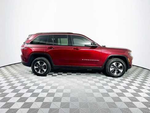 Used 2023 Jeep Grand Cherokee 4WD 4xe image 9