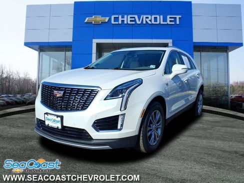 Used 2023 Cadillac XT5 Premium Luxury w/ LPO, Floor Liner Package image 3