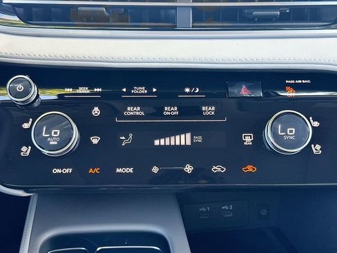 Certified 2026 INFINITI QX60 Luxe w/ Cargo Package image 17