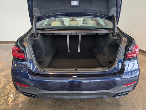 Used 2021 BMW M550i xDrive w/ Dynamic Handling Package image 5