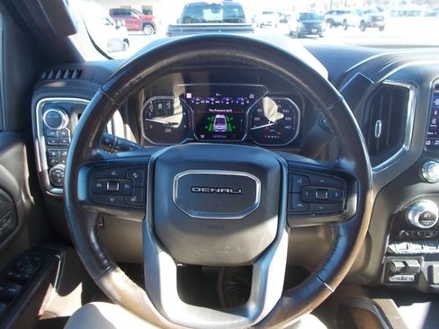 Used 2021 GMC Sierra 2500 Denali w/ Denali Ultimate Package image 18