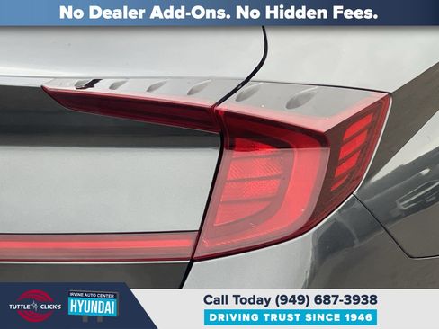 Certified 2022 Hyundai Sonata SEL w/ Convenience Package FWD image 9