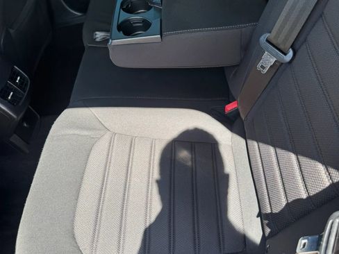 Used 2020 Ford Fusion SE FWD image 26