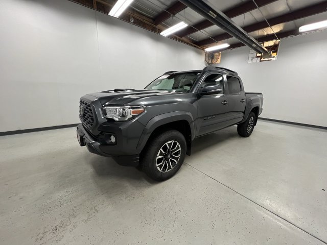 Certified 2022 Toyota Tacoma TRD Sport AWD/4WD image 4