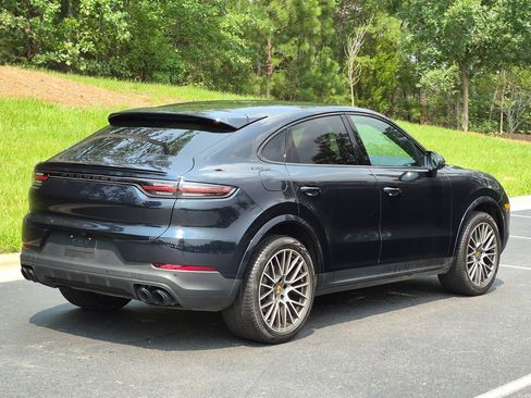 Certified 2023 Porsche Cayenne Platinum Edition AWD/4WD image 31