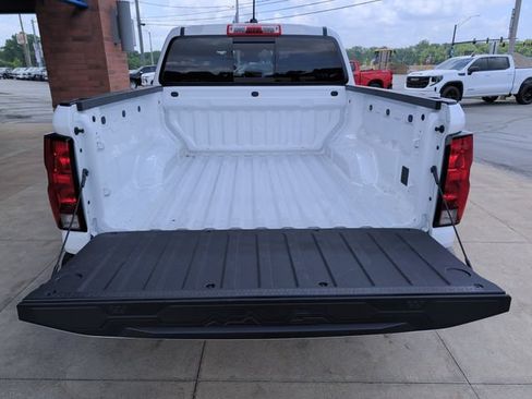 Used 2023 Chevrolet Colorado W/T w/ WT Convenience Package RWD image 20