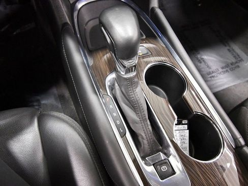 Used 2024 Chevrolet Malibu LT image 27