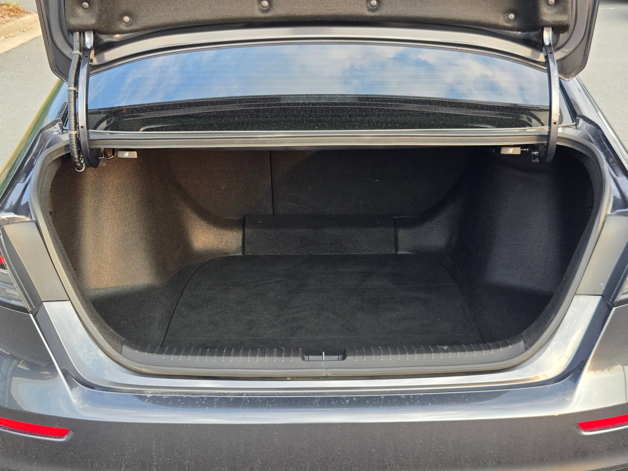 Used 2023 Honda Accord EX image 18