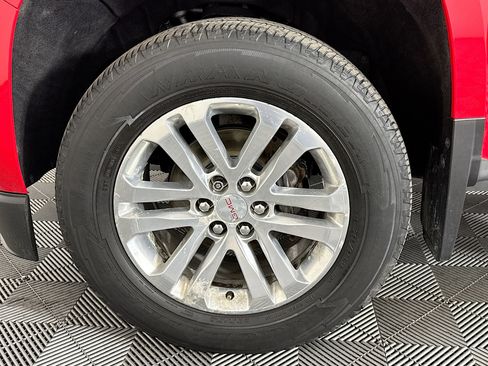 Used 2018 GMC Canyon SLT image 36