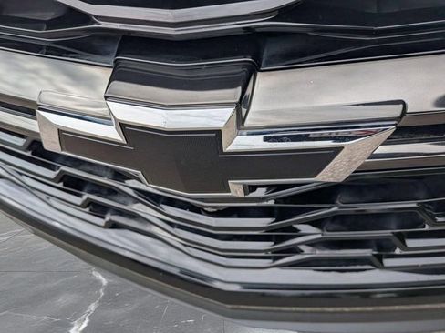 Used 2023 Chevrolet Traverse RS w/ LPO, Floor Liner Package FWD image 9