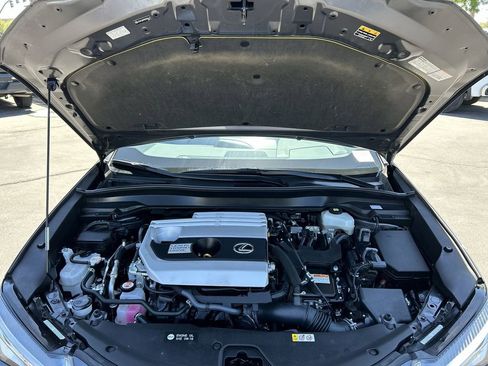 Used 2022 Lexus UX 250h w/ Accessory Package (Z1) AWD/4WD image 29