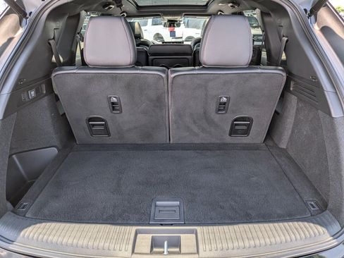 Used 2022 Acura MDX A-Spec AWD/4WD image 12