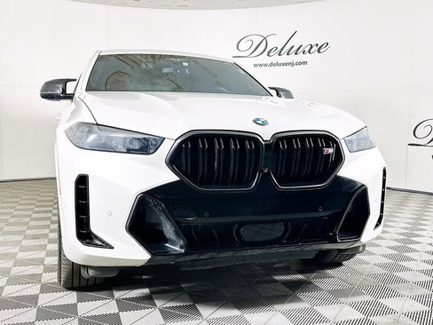 Used 2024 BMW X6 M60i w/ Dynamic Handling Package image 30