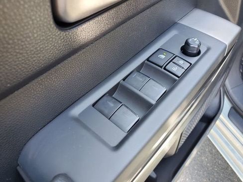 New 2026 Toyota Tundra SR5 AWD/4WD image 17