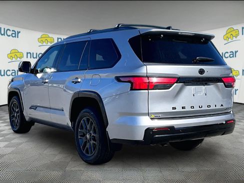 Used 2025 Toyota Sequoia Platinum image 4