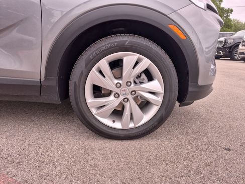 Certified 2026 Buick Encore GX Preferred w/ Advanced Technology Package FWD image 17