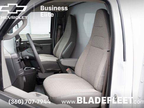 New 2024 Chevrolet Express 3500 w/ Power Convenience Package image 21