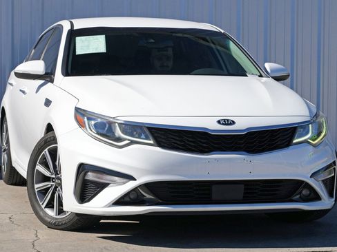 Used 2019 Kia Optima EX image 2