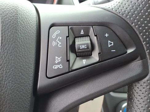 Used 2017 Chevrolet Trax LS image 28