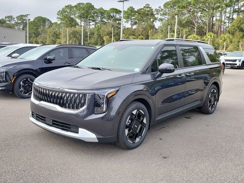 New 2026 Kia Carnival EX image 3