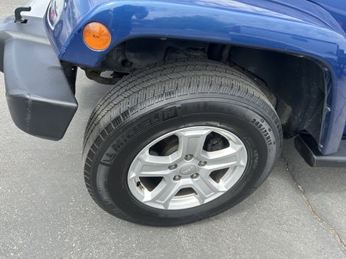 Used 2010 Jeep Wrangler Unlimited Sahara w/ Trailer Tow Group image 15