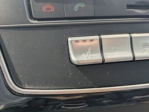 Used 2019 Mercedes-Benz GLE 400 4MATIC image 26