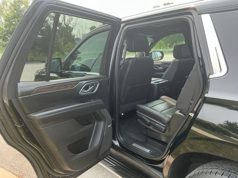 Used 2021 Chevrolet Tahoe LT w/ LT Signature Package AWD/4WD image 17