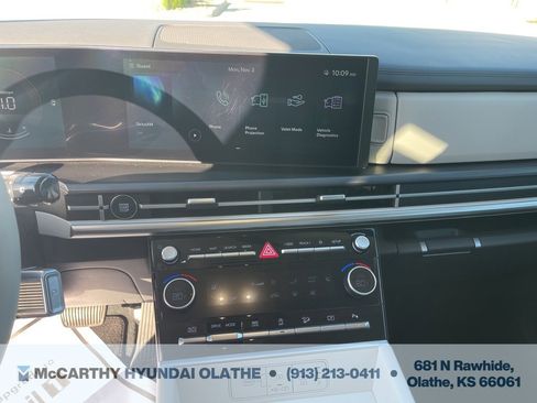 Used 2025 Hyundai Santa Fe SEL image 9