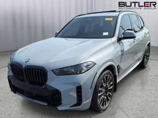 Used 2024 BMW X5 xDrive40i w/ M Sport Package AWD/4WD video 1