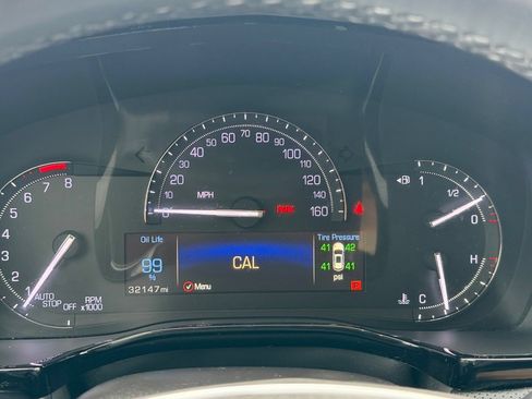 Used 2019 Cadillac XT5 Luxury AWD/4WD image 19