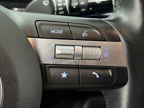 Used 2024 Hyundai Kona SEL FWD image 47
