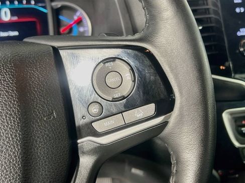 Used 2021 Honda Pilot Touring image 18