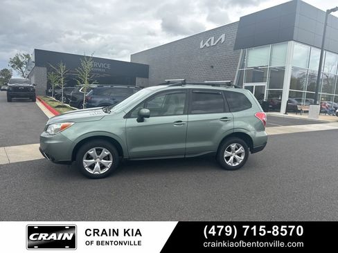 Used 2015 Subaru Forester 2.5i Premium image 16