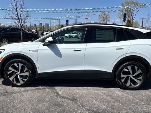 New 2025 Volkswagen ID.4 Pro RWD image 8
