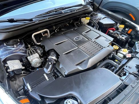 Used 2017 Subaru Outback 3.6R Limited image 17