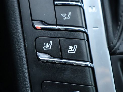 Used 2021 Porsche Macan GTS w/ Premium Package Plus (PF9) image 25